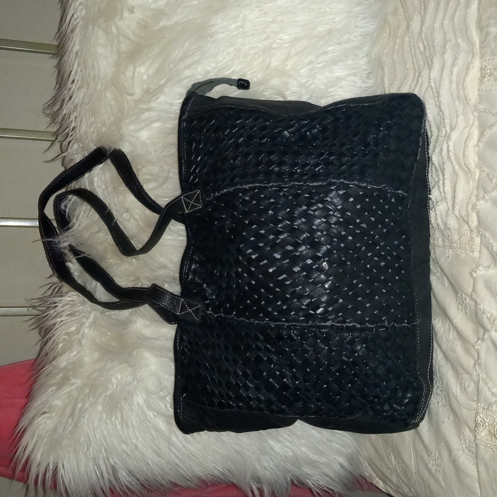 Leather Black Pebbled Weaved Shoulder Bag Purse - Picture 13 of 16